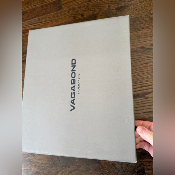 NWB Vagabond Edwina Leather Block Heel Boots - Picture 7 of 11